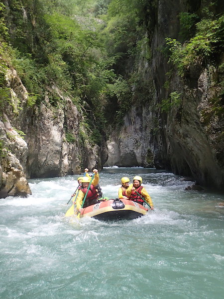 Descente en rafting dans la Vésubie Alpes Maritimes proche de Nice 06.