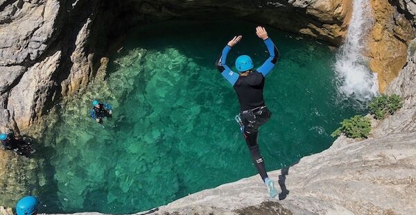 Canyoning pour une journée sportive à Nice ou antibes. Canyon de Barbaira ou Riolan.