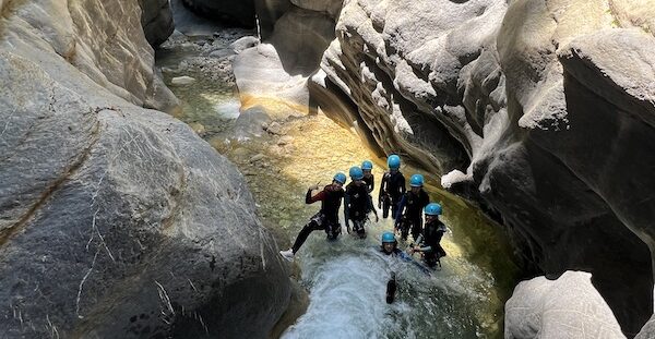 Canyon de Cramassouri pour les enfants et les familles dans la vallée de la Tinée à côté de Nice en région Paca.