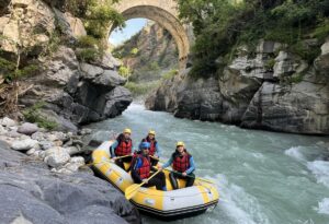Descente de la Vesubie en rafting entre amis.