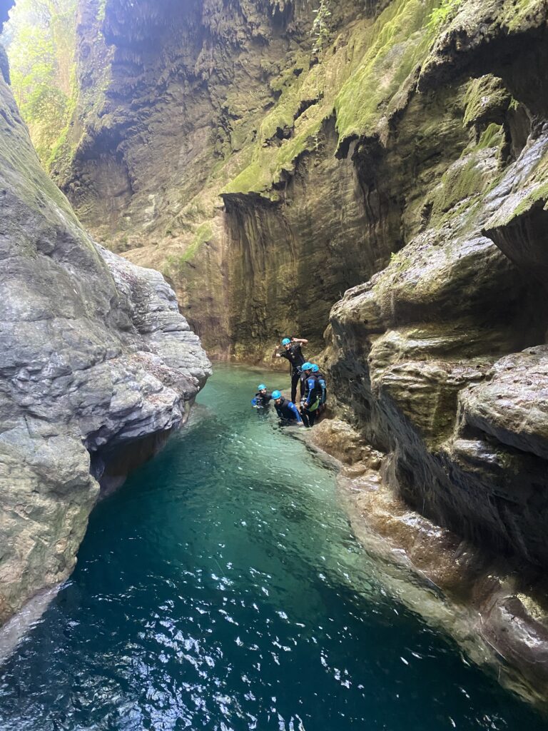 canyon-journee-sportif-alpes-maritimes Le plus beau canyon des Alpes Maritimes : Barbaira.