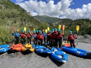 descente du Var en kayak avec une colonie de vacances